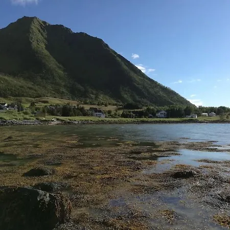 House With Midnight Sun View In Lofoten *