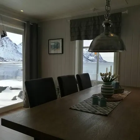 House With Midnight Sun View In Lofoten Rystad